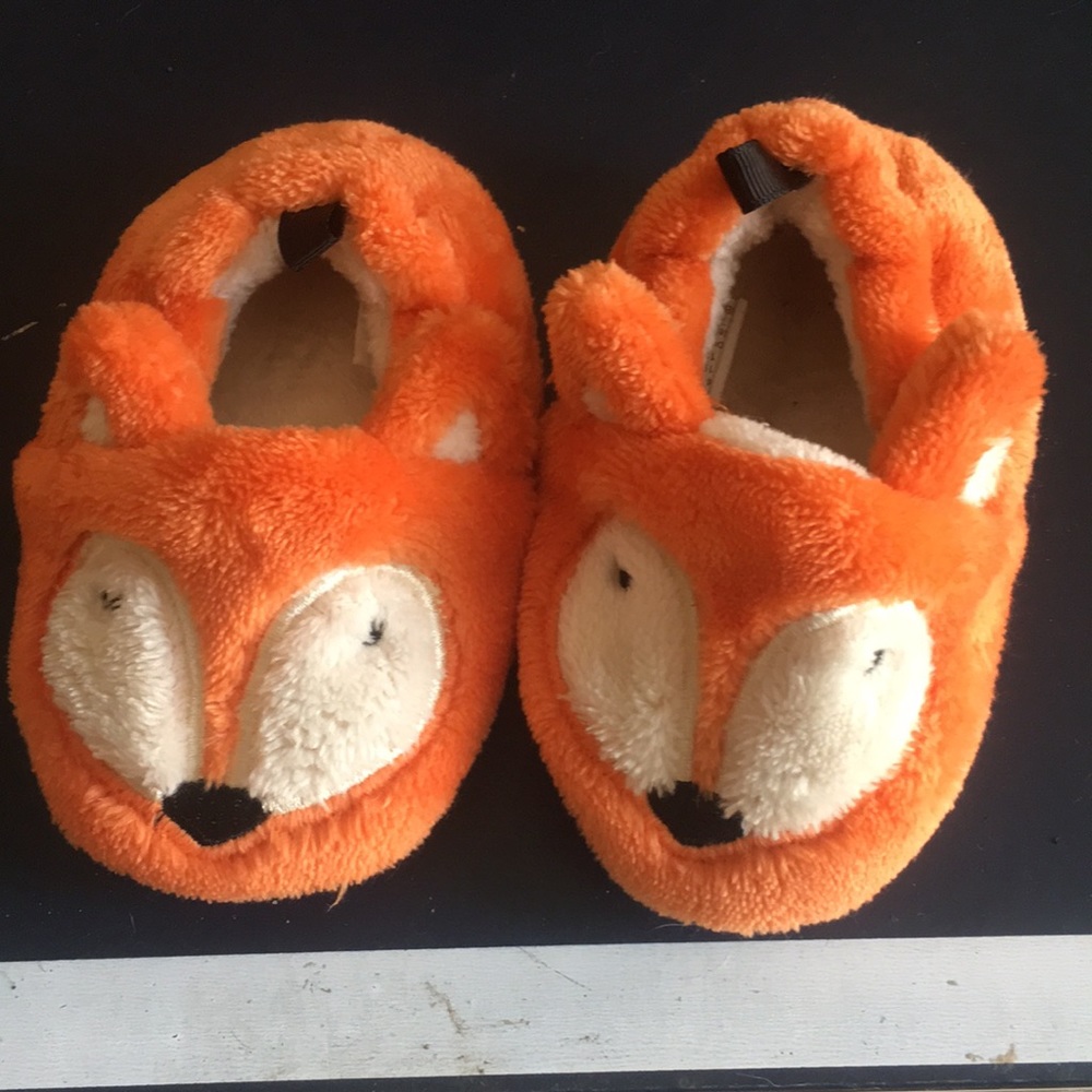 Baby fox slippers